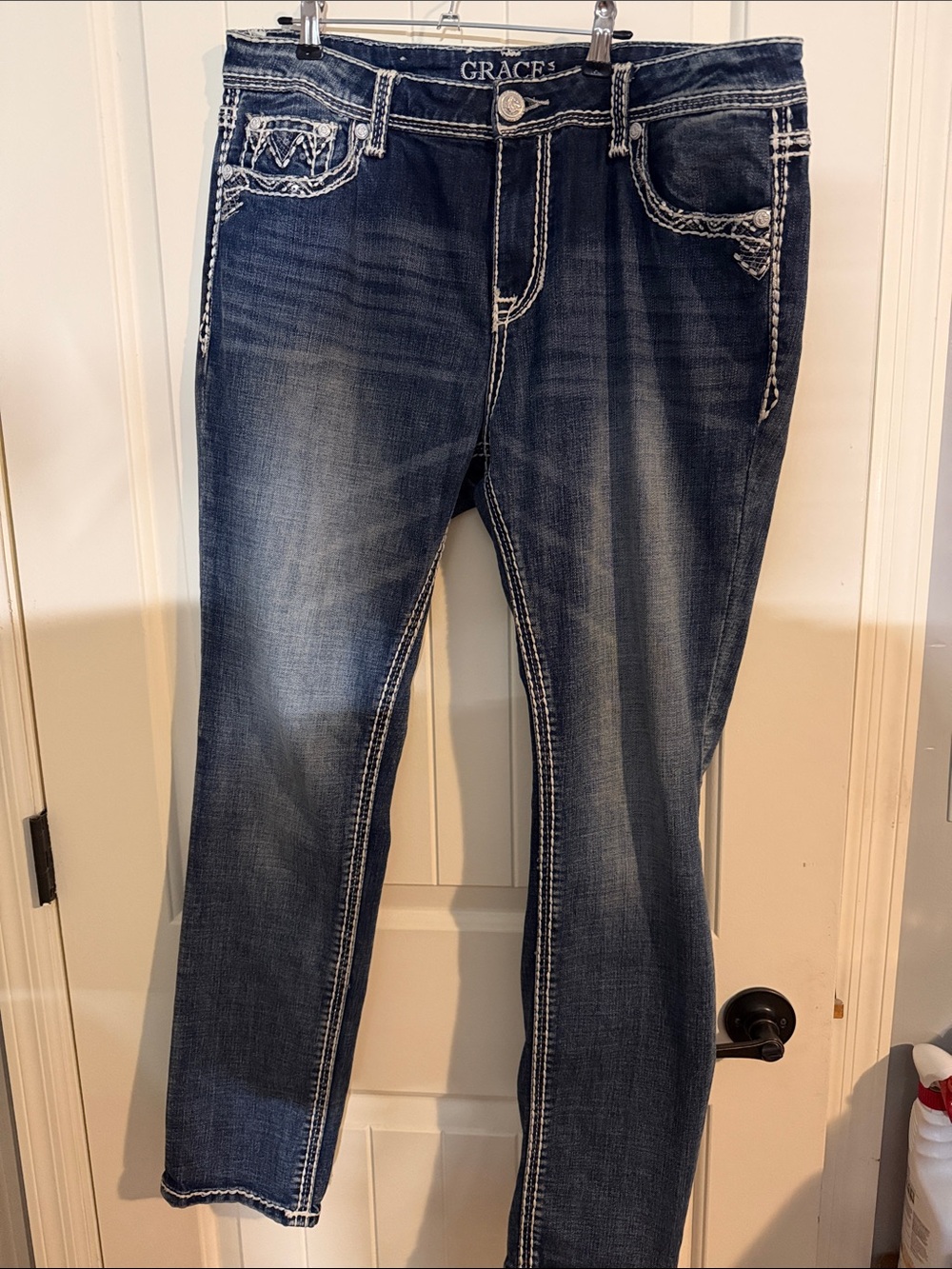 Grace Straight-Leg Women's Jeans in Dark Blue Wash
